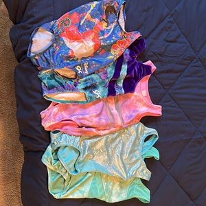 Lot of 2-CS GK Elite Leo’s & 3- S(6/6X) More than magic (Target) Leo’s